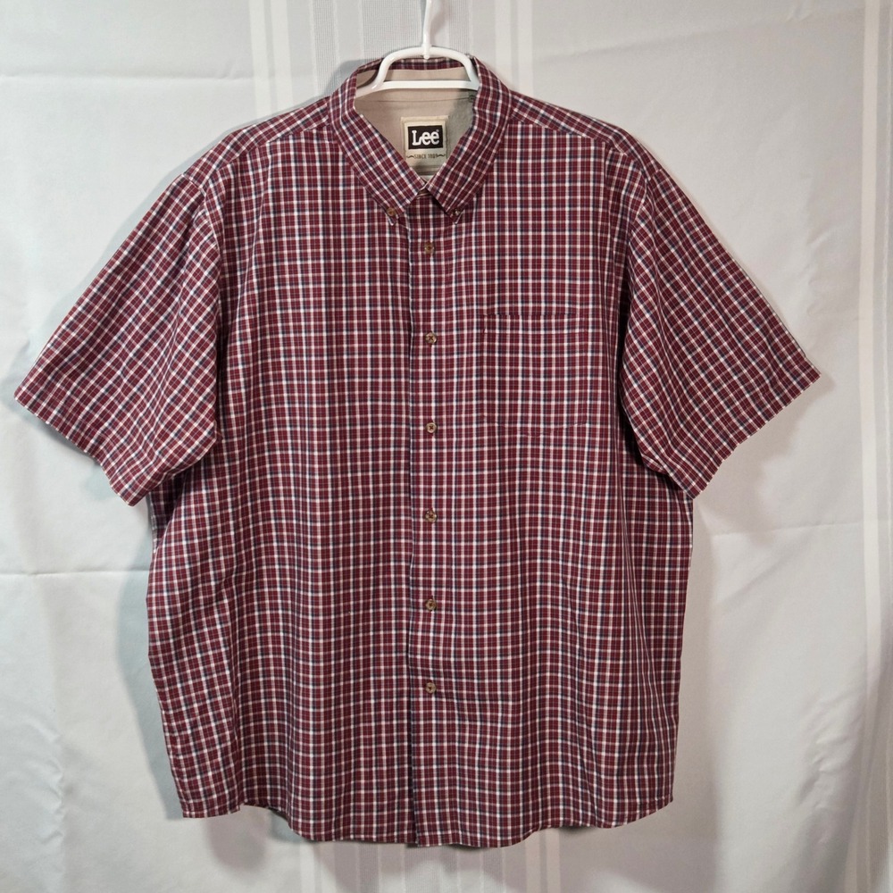 Lee Button Down Shirt Mens XL Red Plaid Short Sleeve Casual Pocket Top